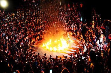 Kecak And Fire Dance